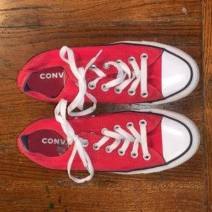 CONVERSE LOW TOP SHOES